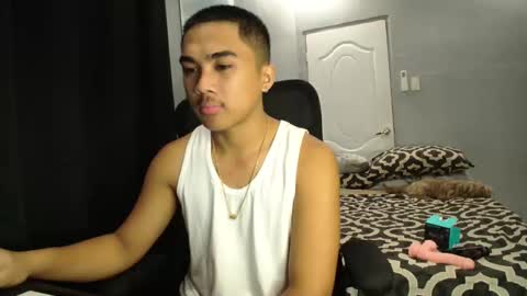 Adrianne online show from October 2025 11:58:02 PM