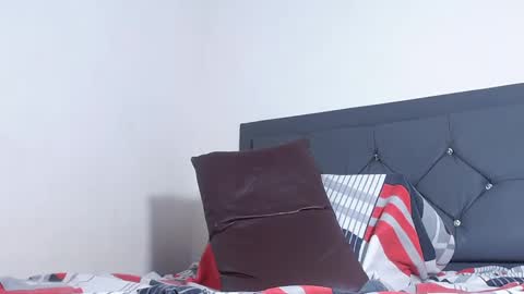 Snapshot of pitersonnt chatting on September 2025 01:42:02 AM pitersonnt online show from September 2025 01:42:02 AM