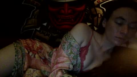 Snapshot of pixie_bella chatting on October 2025 12:17:02 PM pixie_bella online show from October 2025 12:17:02 PM