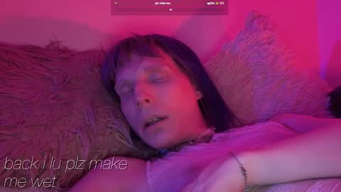 pixie_praxis online show from February 2025 11:04:01 AM