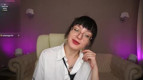 Snapshot of pixiepeachh chatting on September 2025 06:14:01 AM pixiepeachh online show from September 2025 06:14:01 AM