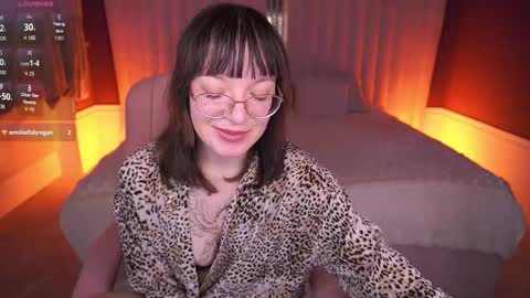 Snapshot of pixiepeachh chatting on October 2025 02:41:02 PM pixiepeachh online show from October 2025 02:41:02 PM