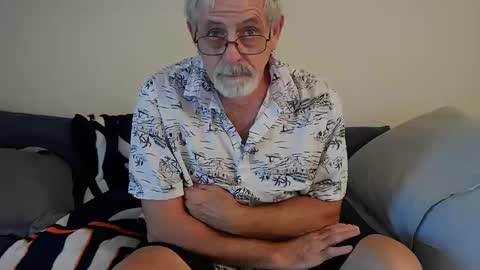 pjdaddjo775 online show from September 2025 04:18:02 PM