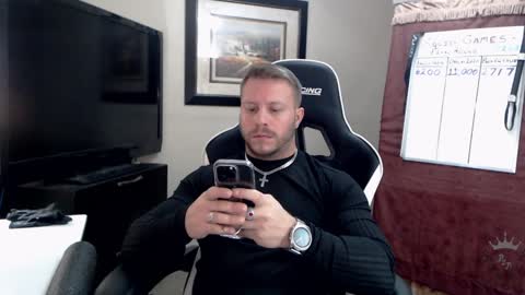 Player online show from December 2024 05:06:02 PM