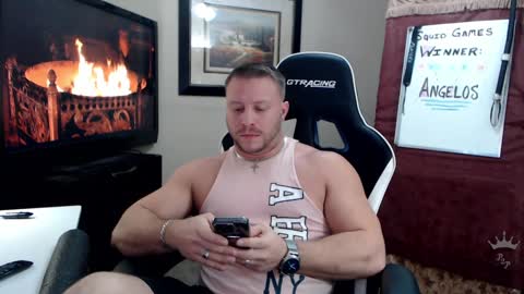 Player online show from January 2025 01:42:01 AM