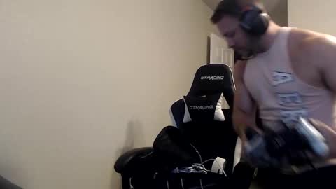 Player online show from October 2025 12:27:01 AM