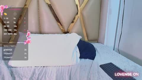 Snapshot of playfulcurvymommy chatting on March 2025 10:36:02 PM Scarlett online show from March 2025 10:36:02 PM