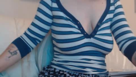 PlayfulSamira online show from September 2025 11:47:02 AM