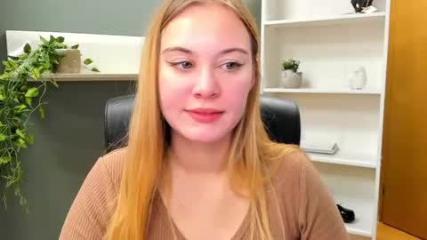 Valeria online show from January 2025 10:56:01 AM