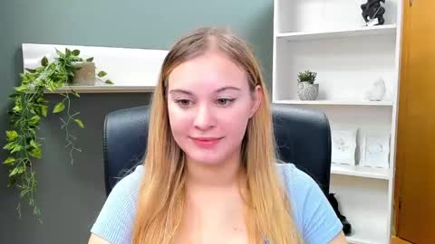 Valeria online show from January 2025 09:02:02 AM