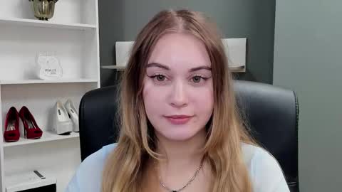 Snapshot of playgirl_valeria chatting on November 2025 02:26:01 PM Valeria online show from November 2025 02:26:01 PM