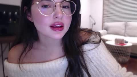 Snapshot of playnofuckinggames chatting on December 2025 10:04:01 PM Mary online show from December 2025 10:04:01 PM