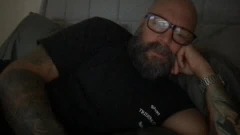 Snapshot of pleasesitonmycock chatting on October 2025 11:42:01 AM PleaseSitOnMyCock online show from October 2025 11:42:01 AM