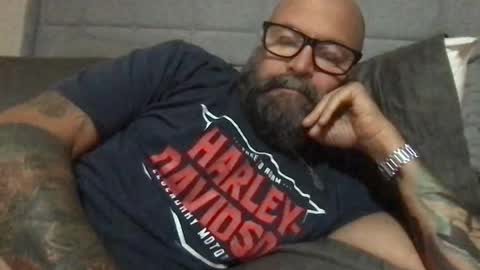 Snapshot of pleasesitonmycock chatting on October 2025 07:16:01 PM PleaseSitOnMyCock online show from October 2025 07:16:01 PM