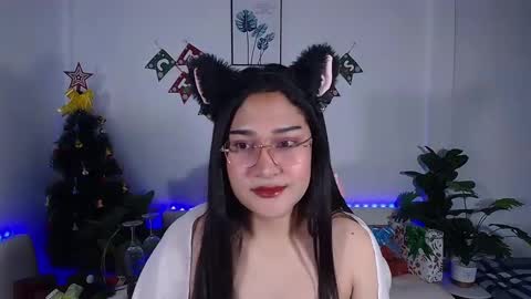 Ploysai online show from December 2024 03:26:02 AM