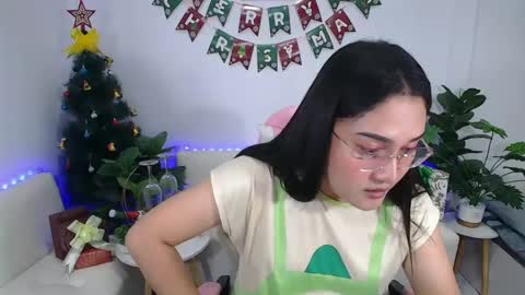 Ploysai online show from December 2024 12:01:02 PM