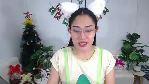 Ploysai online show from January 2025 01:59:01 PM