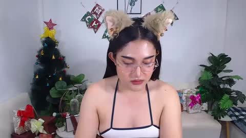 Ploysai online show from January 2025 03:39:02 PM