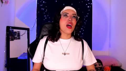 Willow                      Hours 12pm to 630pm Colombian time FRIDAY AND SUNDAY FREE DAYS online show from March 2025 06:29:01 PM