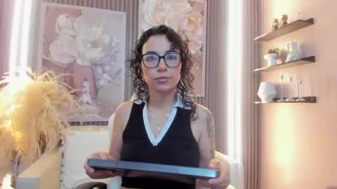 PAOLA or pola online show from September 2025 09:20:01 AM