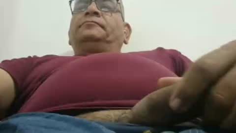 Snapshot of poli475 chatting on October 2025 01:24:02 AM poli online show from October 2025 01:24:02 AM