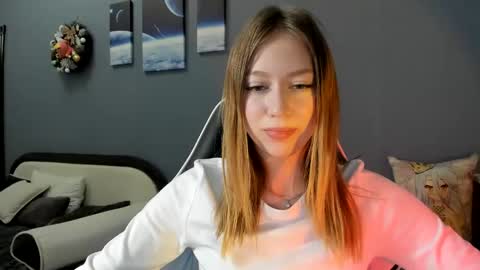 Snapshot of polihoney chatting on January 2025 02:32:02 PM Polina online show from January 2025 02:32:02 PM