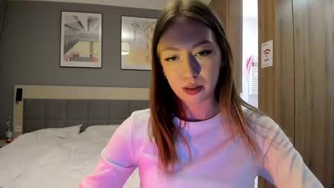 Snapshot of polihoney chatting on January 2025 08:42:01 PM Polina online show from January 2025 08:42:01 PM