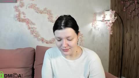 Polly online show from September 2025 01:05:02 AM
