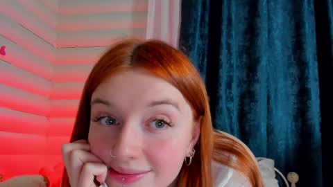 Snapshot of polly_luna chatting on March 2025 09:48:02 PM Polly online show from March 2025 09:48:02 PM