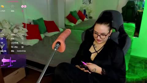 pollyshmidt online show from February 2025 10:03:01 PM