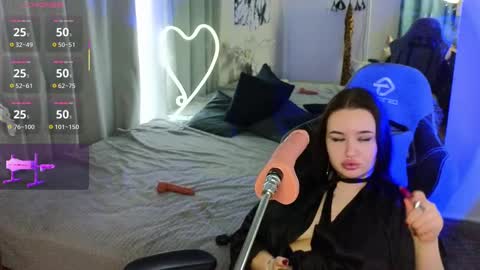 pollyshmidt online show from February 2025 06:20:01 PM
