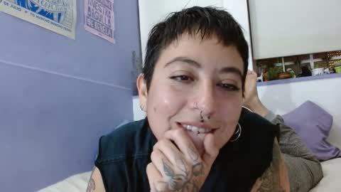 Snapshot of poly_mer chatting on January 2025 03:45:01 AM Poly online show from January 2025 03:45:01 AM