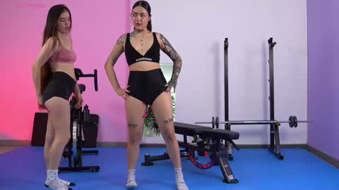 Snapshot of pophouse chatting on October 2025 11:07:01 AM online show from October 2025 11:07:01 AM