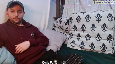 Kyle online show from December 2024 10:04:01 PM
