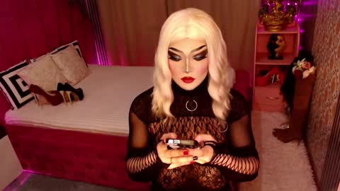 Snapshot of pornstarshaina chatting on December 2024 11:55:01 PM pornstarshaina online show from December 2024 11:55:01 PM