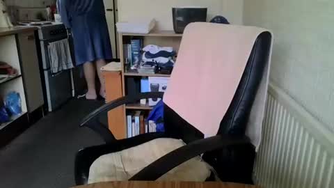 poshman65 online show from October 2025 10:01:02 AM