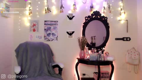 Snapshot of posigore chatting on January 2025 06:45:02 PM Anna Goth independient model online show from January 2025 06:45:02 PM