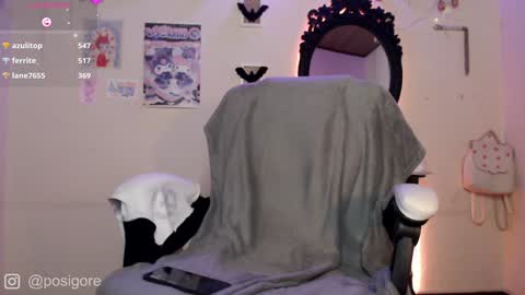 Snapshot of posigore chatting on January 2025 09:50:02 PM Anna Goth independient model online show from January 2025 09:50:02 PM