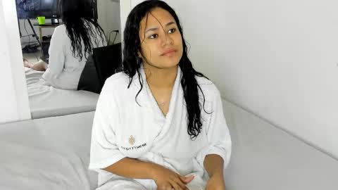 Snapshot of poutyseleny chatting on October 2025 11:29:01 AM poutyseleny online show from October 2025 11:29:01 AM