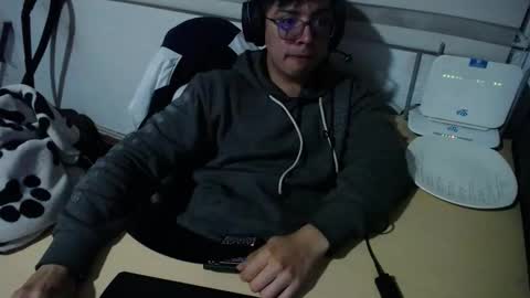 powerfulzeus2 online show from September 2025 01:54:02 AM