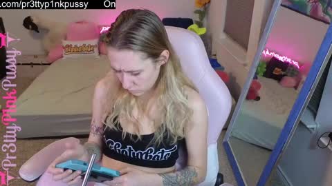 Evangeline Eva Darling online show from January 2025 02:33:02 AM