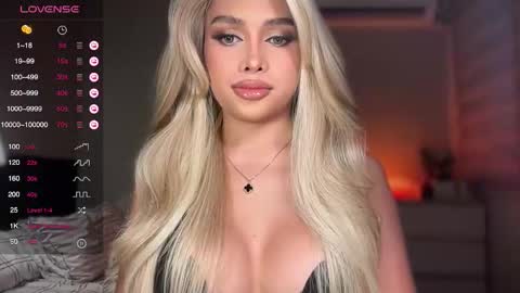 Snapshot of precious_amber69 chatting on October 2025 01:58:02 AM Oh my Amber online show from October 2025 01:58:02 AM