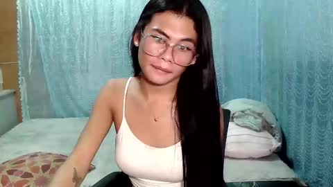 Snapshot of precious_athena chatting on October 2025 11:42:01 AM precious_athena online show from October 2025 11:42:01 AM