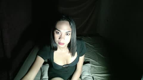 precious_mitch18 online show from February 2025 01:06:01 PM