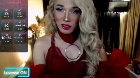 Snapshot of preciousrosedoll chatting on September 2025 01:17:01 AM Rosedoll online show from September 2025 01:17:01 AM