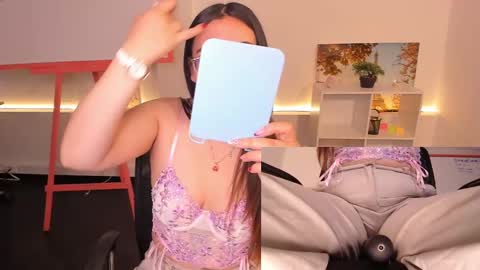 Snapshot of press_anykey chatting on November 2025 11:43:02 AM Camila online show from November 2025 11:43:02 AM