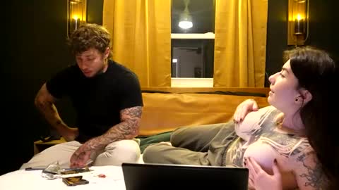 prestonjames999 online show from October 2025 02:45:01 AM