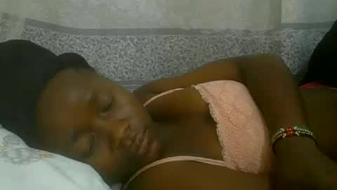 Snapshot of pretty_abella chatting on October 2025 04:44:02 AM abella online show from October 2025 04:44:02 AM