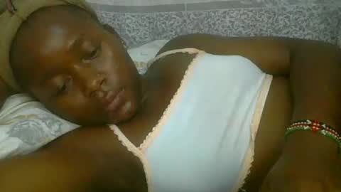 Snapshot of pretty_abella chatting on October 2025 07:14:02 PM abella online show from October 2025 07:14:02 PM