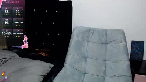 pretty_cristal22 online show from November 2025 12:16:01 PM